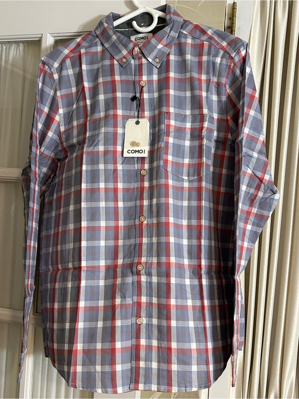COMO! Men’s Blue and Red Plaid Button-Down Shirt